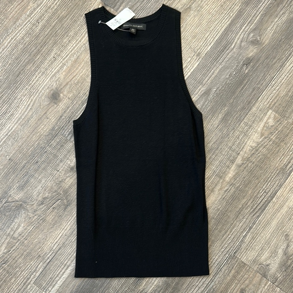 NWT Banana Republic Black Sleeveless Knit Top SZ: XS